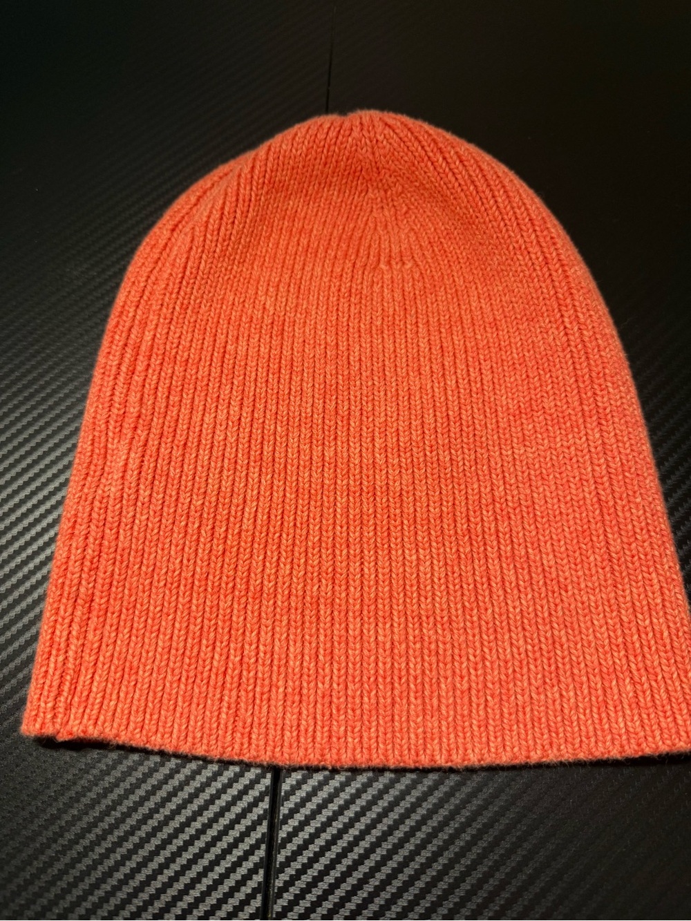🧡 Lululemon Rad Hatter Toque Beanie Coral Orange Rib Knit Slouchy Hat 🧡 - Picture 3 of 9